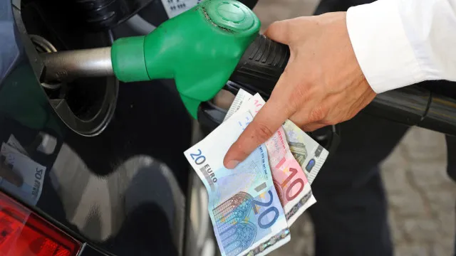ERSE confirms Minister's request and says to monitor fuel prices permanently