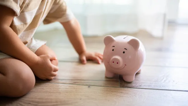 يحصل الأطفال في ألمانيا على 10 دولارات شهريا من الدولة للتقاعد