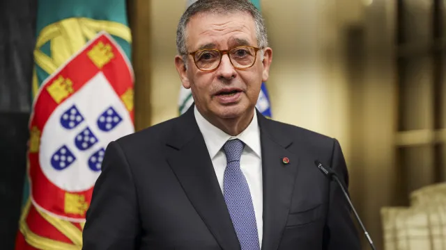"La magie de l'influence." IL demande une intervention d'assurance dans l'affaire Luís Neves