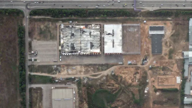 New drone attack causes fire in Russian logistics center