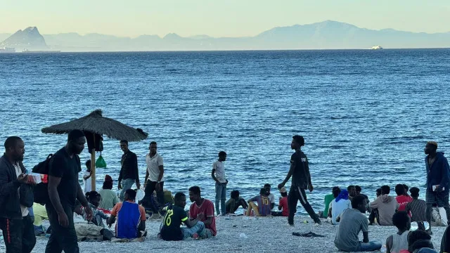 Seven migrants killed and 50 rescued in the Mediterranean