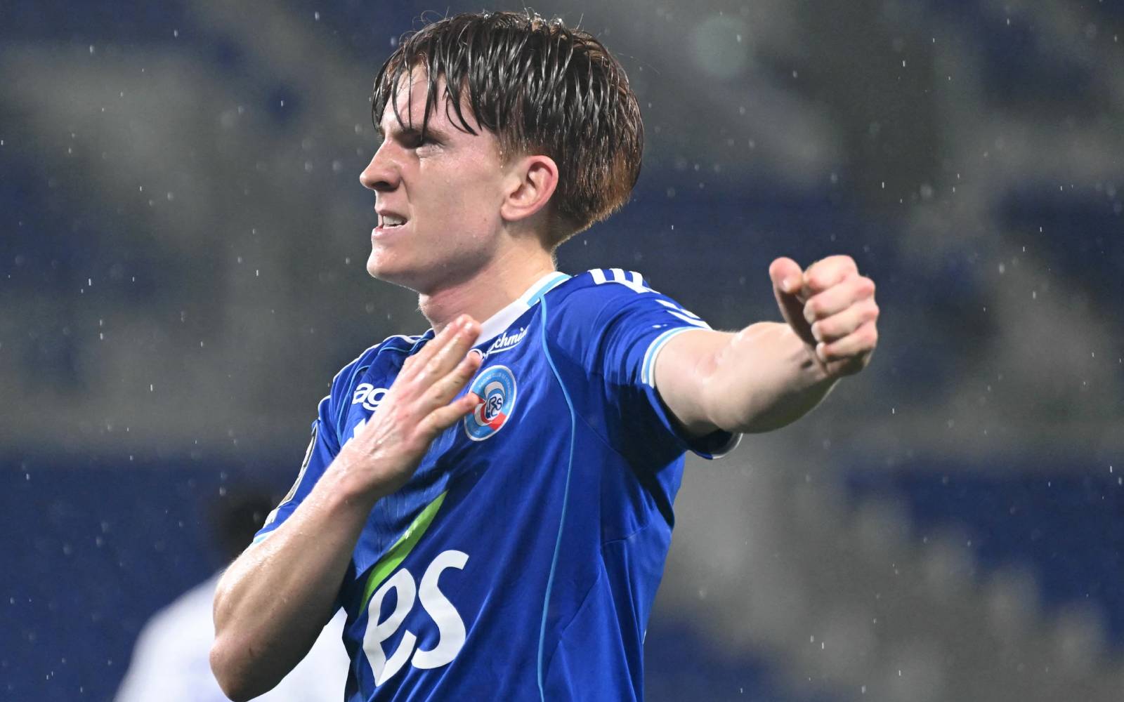 Chelsea Announces Valentin Boat