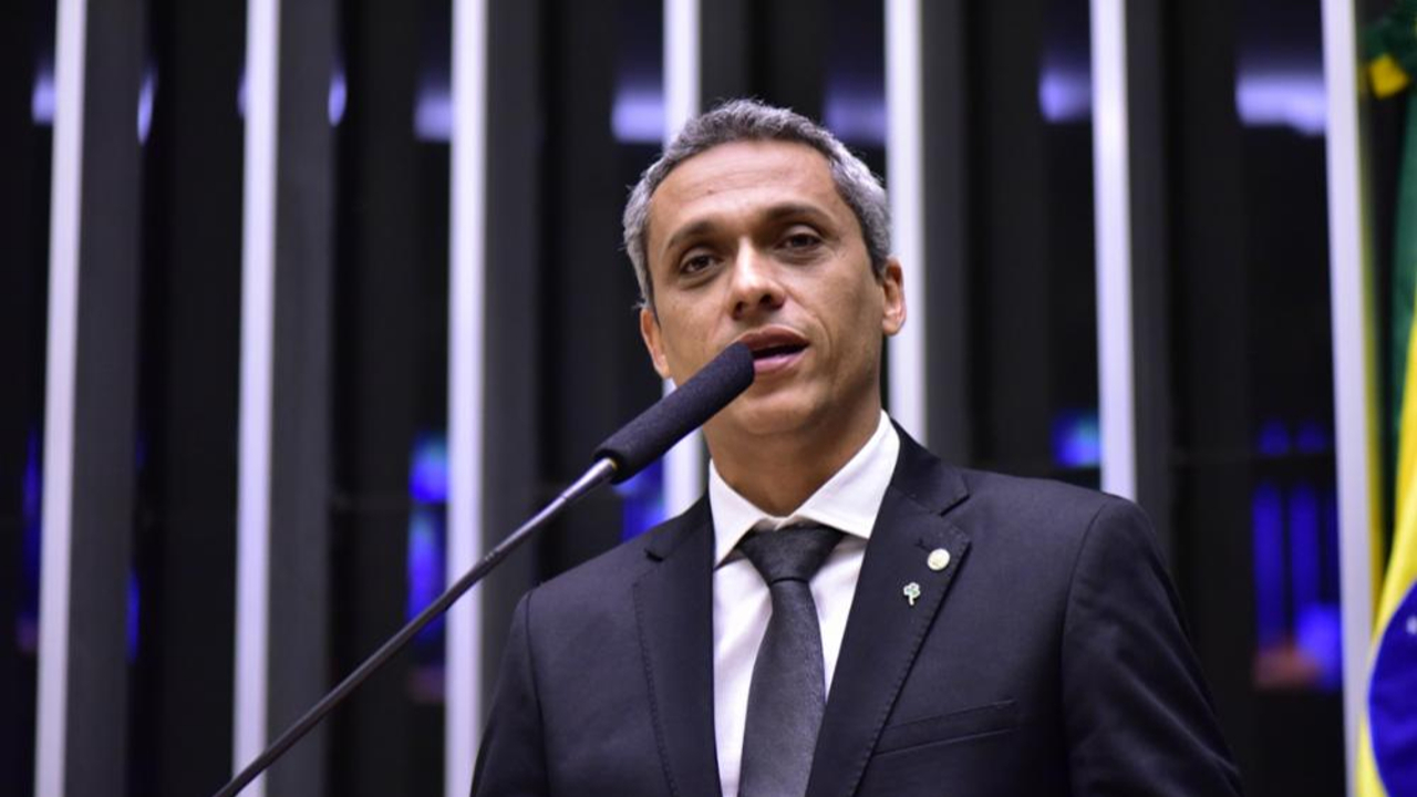Gustavo Gayer: “Lula cavó el tarifazo contra Brasil”