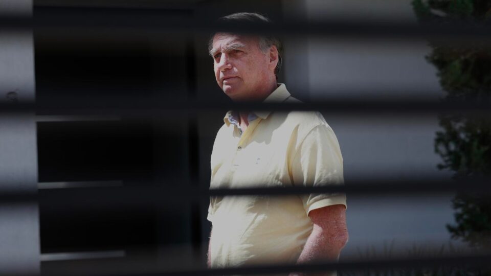 Moraes says that possible “serious fault” can revoke Bolsonaro house arrest