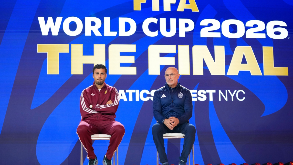 قائد منتخب إسبانيا يشيد بالصلابة الذهنية للأرجنتين قبل مواجهة الأحد في نيويورك