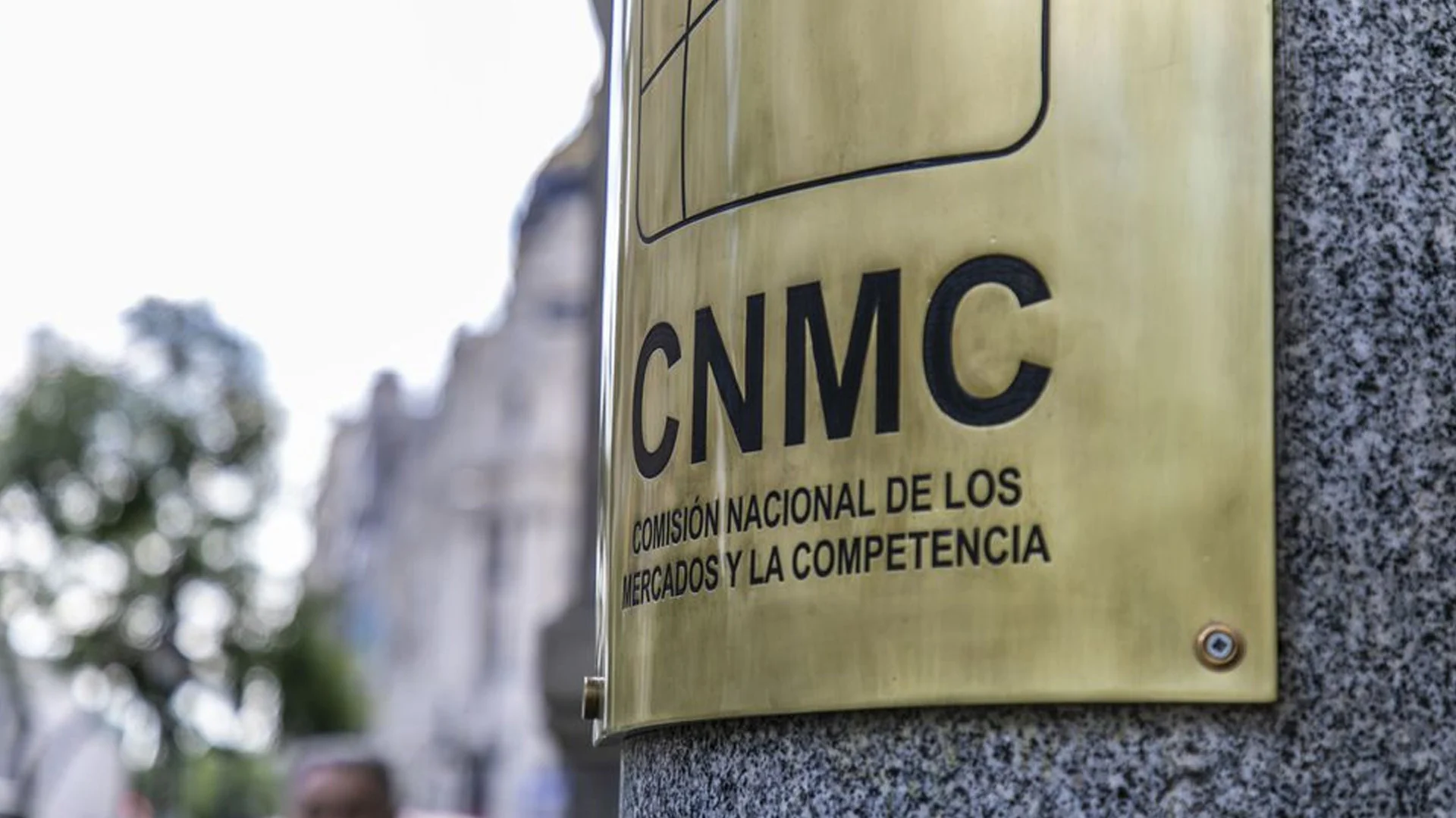 The CNMC fine to Energy XXI, of the Endesa group, with 320,000 euros for creating confusion between its brands