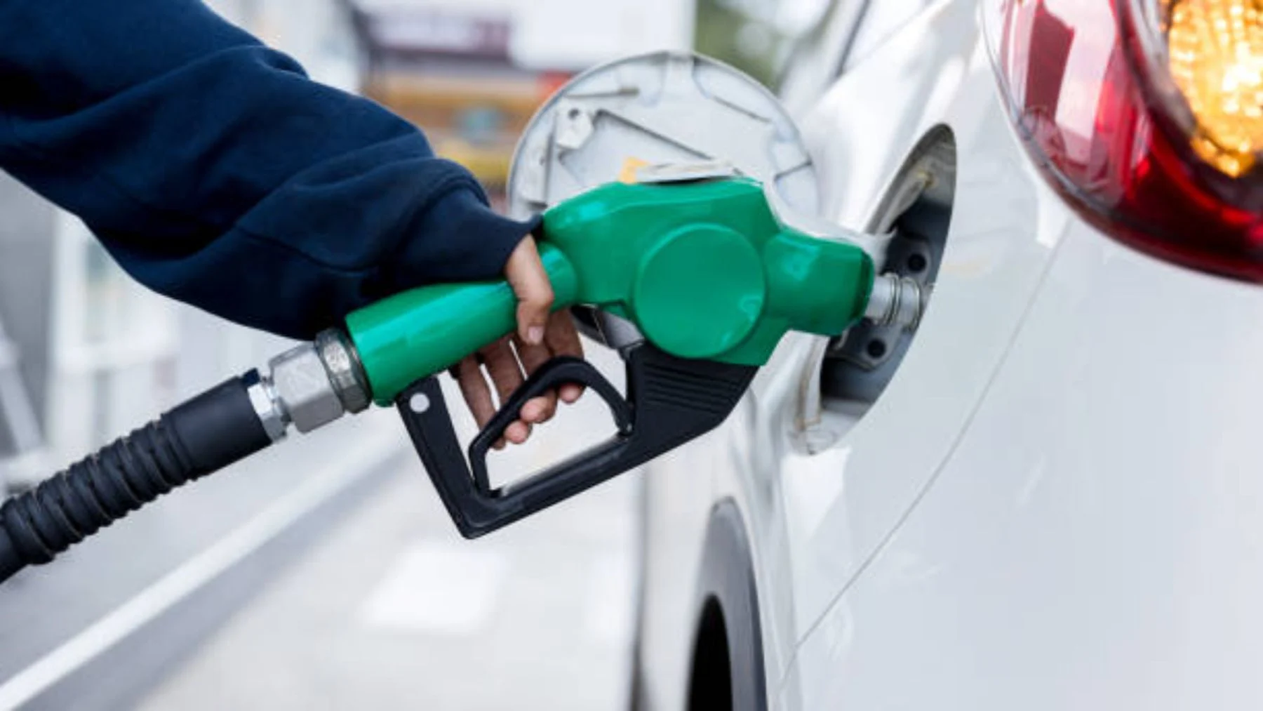Price of petrol today June 25: locates the cheapest gas stations in Madrid