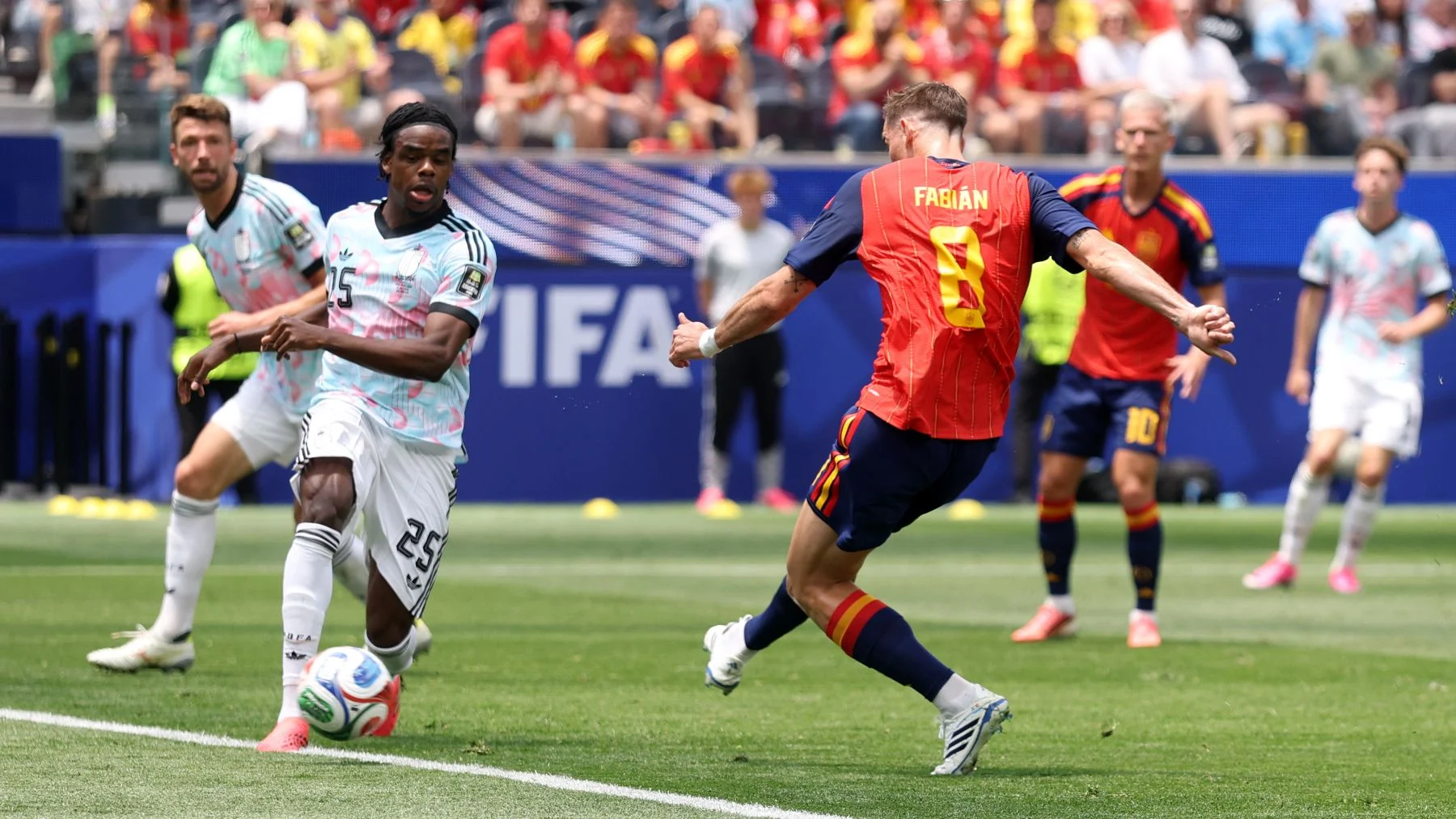 Spain - Belgium 1-0: Fabian opens the marker after a Courtois rematch