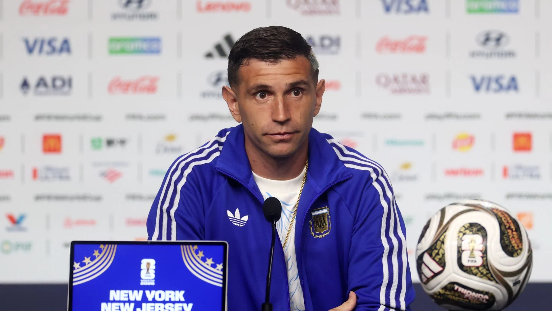 ‘Dibu’ Martínez: «España no es sólo Lamine, tiene una gran Selección que trabaja mucho»
