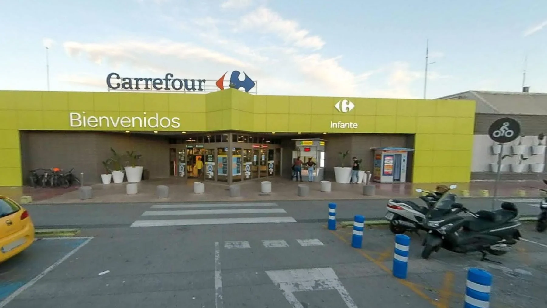 Un homme tue son partenaire dans un centre commercial de Murcia