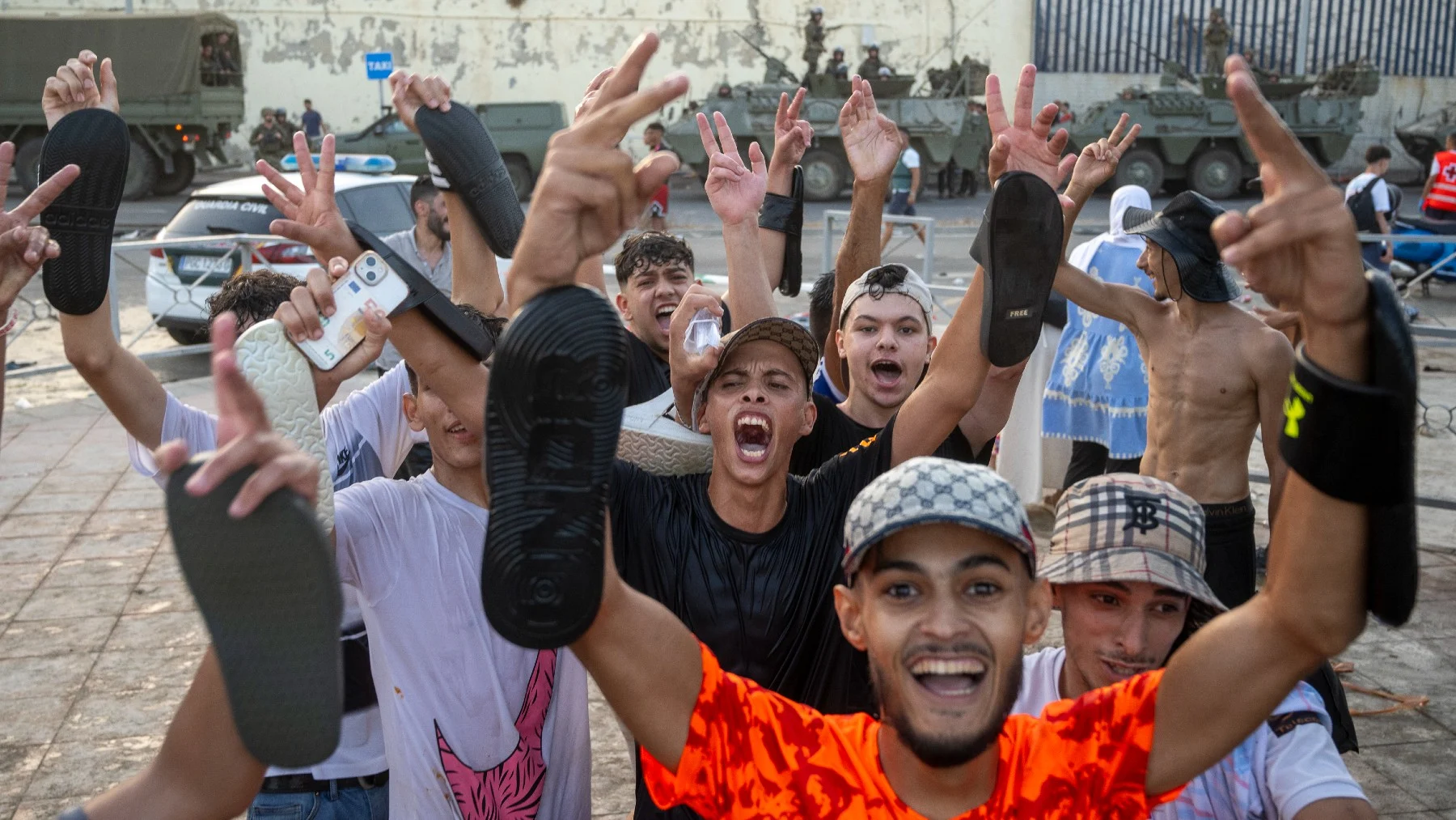 توريس ترتفع إلى 000 80 مهاجر وصلوا إلى سبتة عند الدخول الجماعي في 30 تموز/يوليه