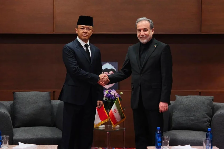 Sugiono and Araghchi discussed regional and global situation
