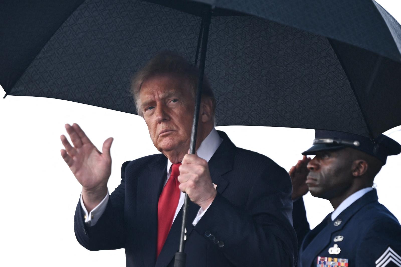 The former president argued GDP could reach 12% with lower rates, ahead of midterm elections in key swing state Michigan