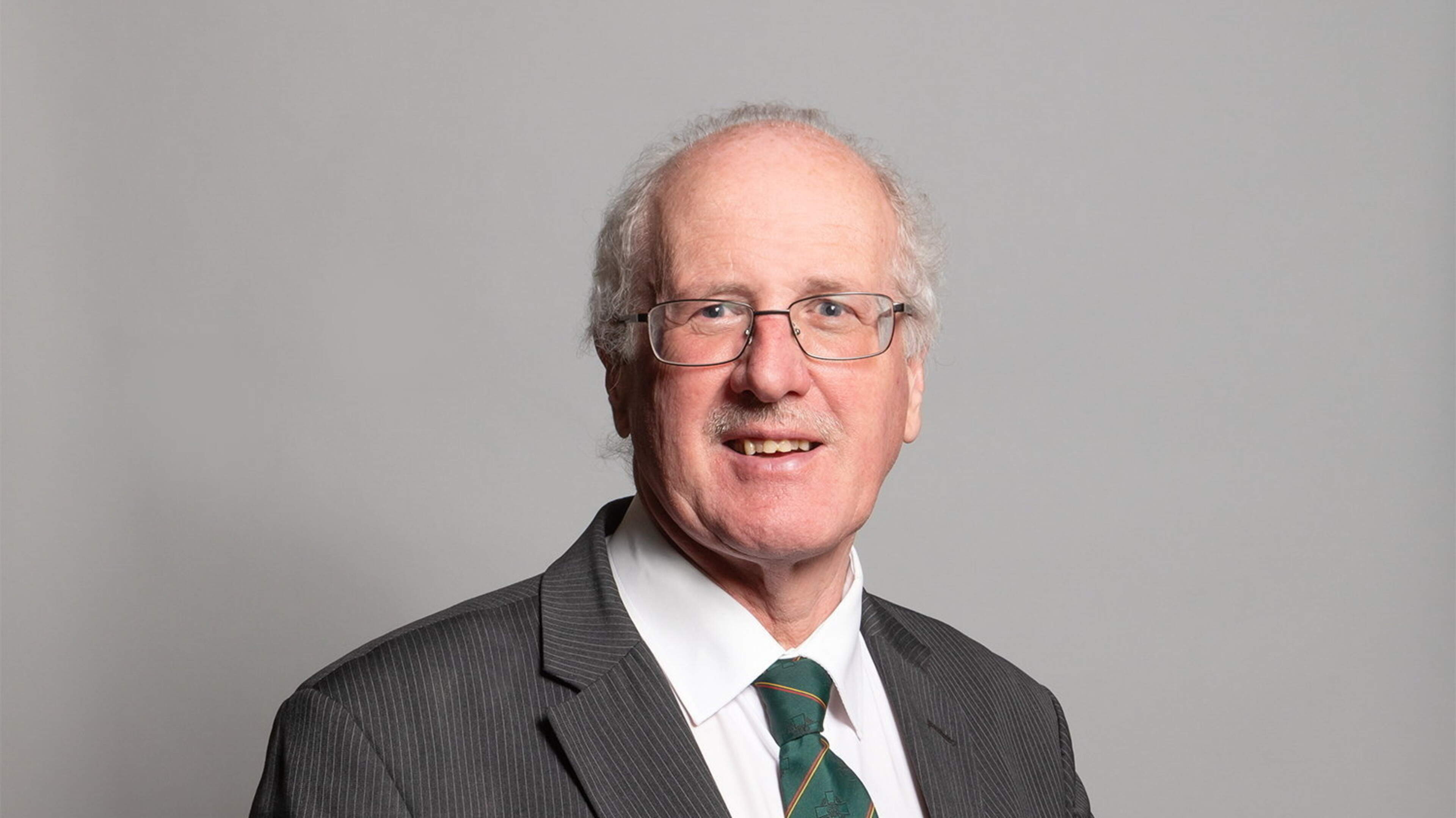 DUP MP Jim Shannon acusado de asalto a la mujer