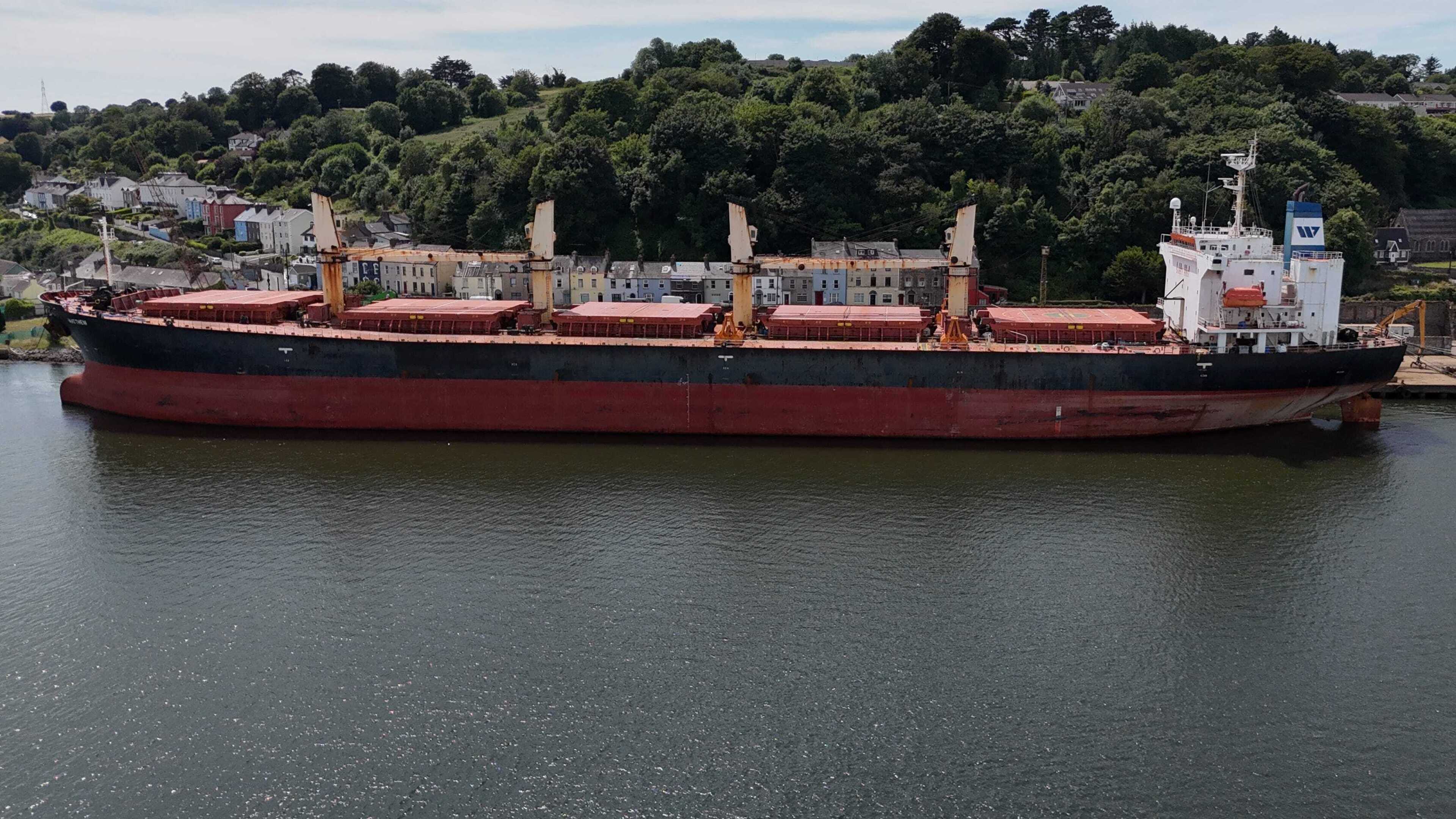 Empresa de envío adquiere MV Matthew por un dólar