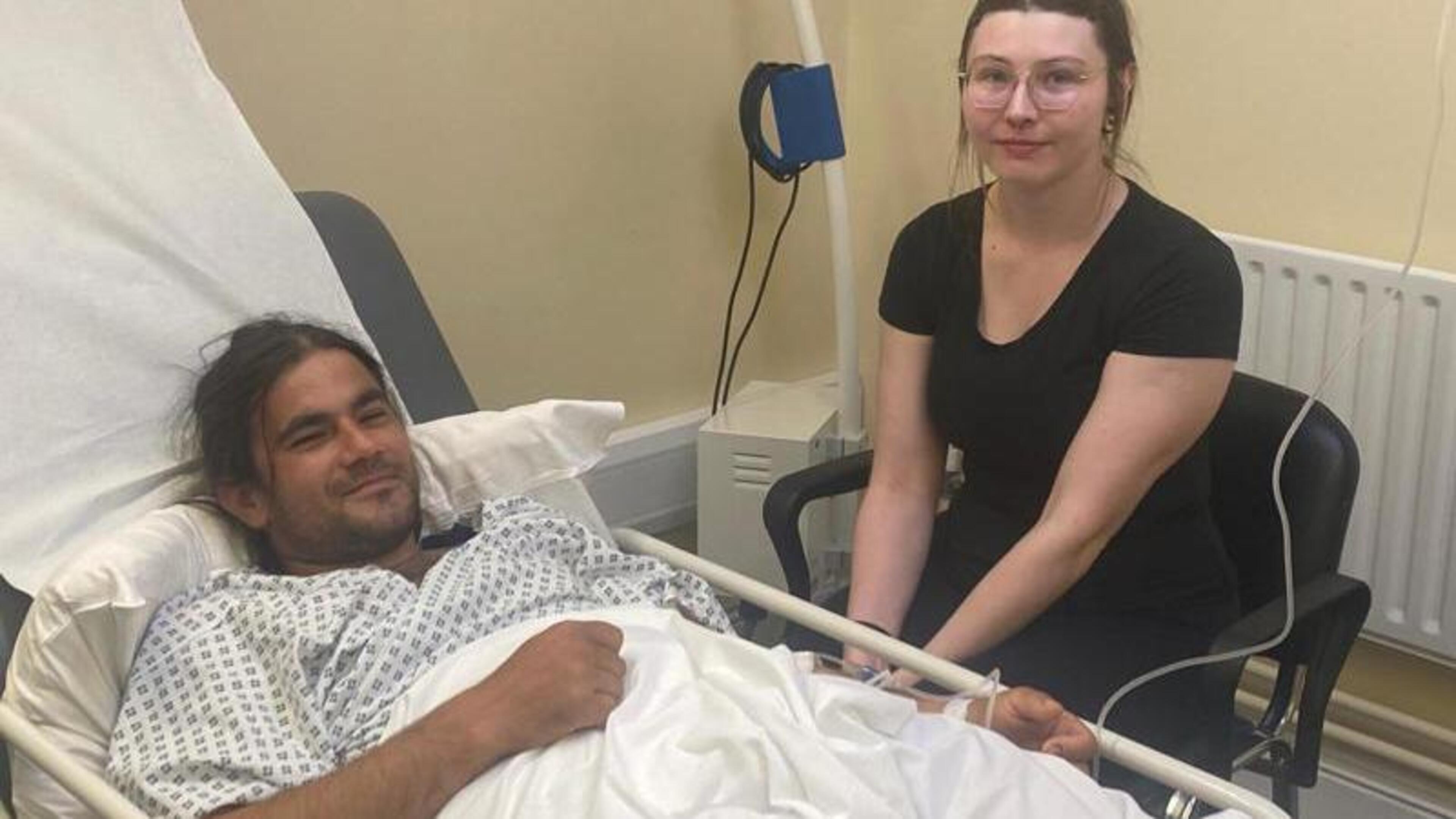 ‘ Therere was blood everywhere’: رجل عضه قرش قبالة الساحل الأيرلندي يشير إلى الرهيبة