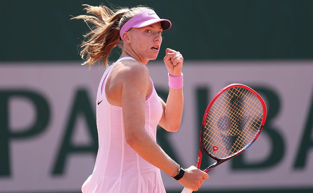19-year-old Russian for the first time defeated a rival from the top 20 at the WTA tournament