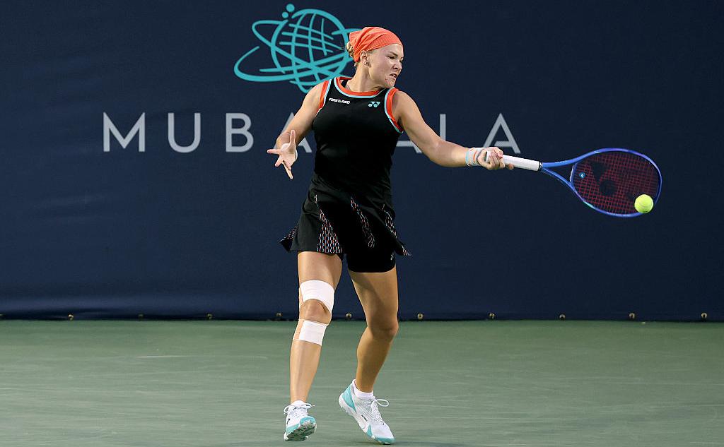 Schneider perdió a Pegula en las semifinales del torneo en Washington