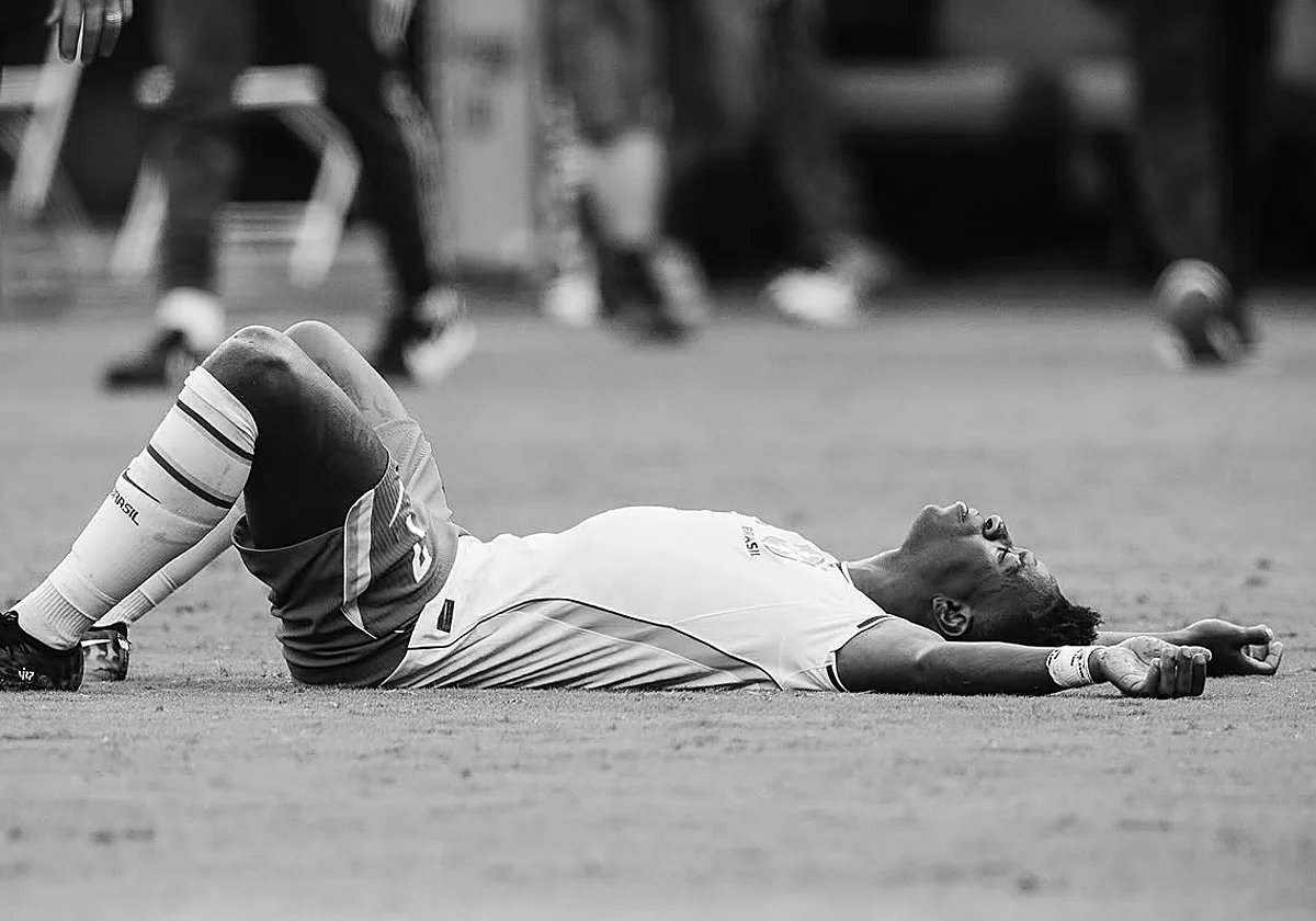 Vinicius nude his "frustration" in an emotional letter