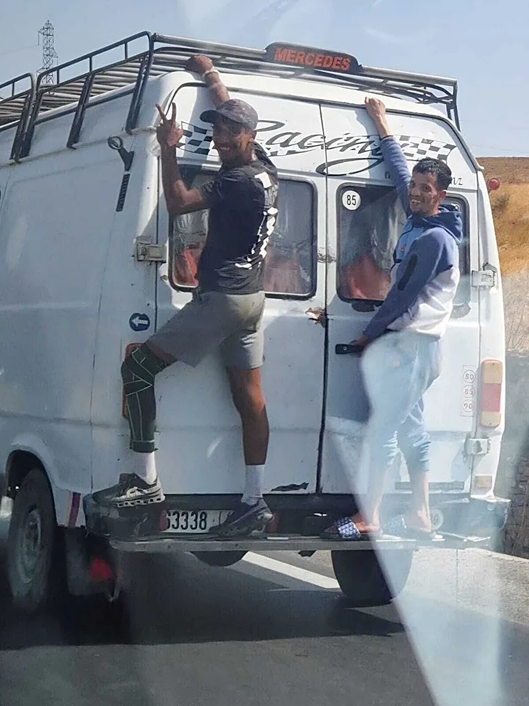 Ceuta, envahie : l'armée renforce le contrôle à mesure que les immigrants arrivent