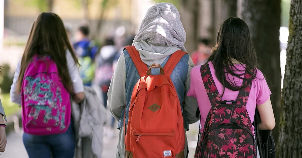 Austria prohibits veils in schools for children under 14