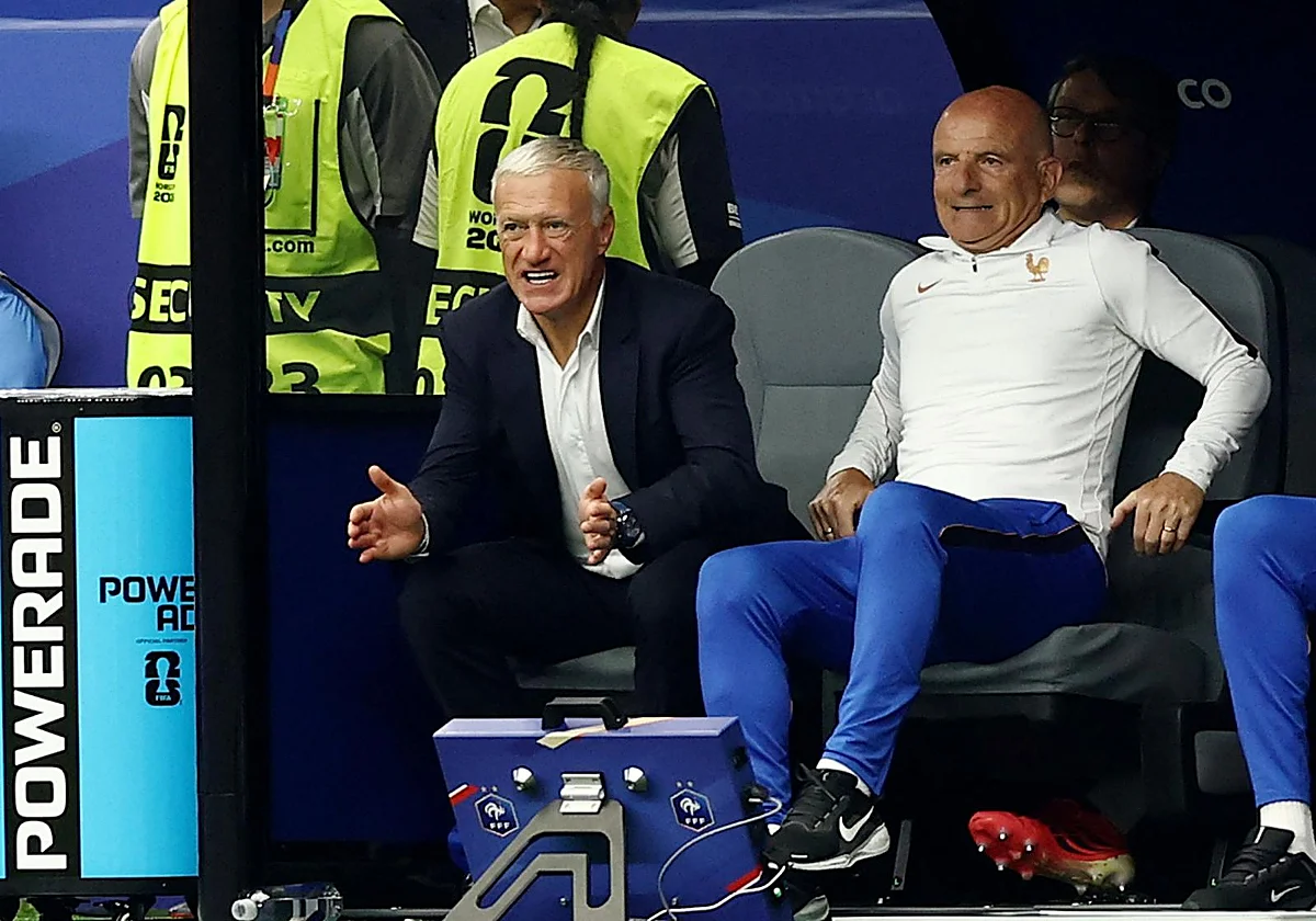 Deschamps: "Was the referee up to it to run a semifinal? It wasn't just the penalty."