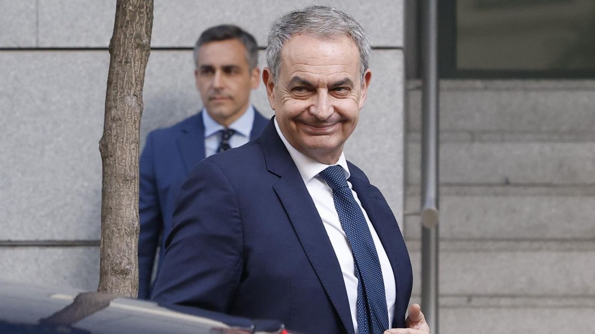 Bolivia reopens the case of Zapatero's mediation for which it charged 200,000 euros