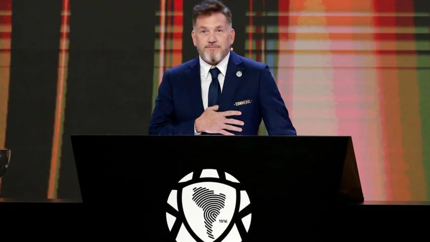 رئيس كونميبول يريد كأساً مع 64 اختياراً
