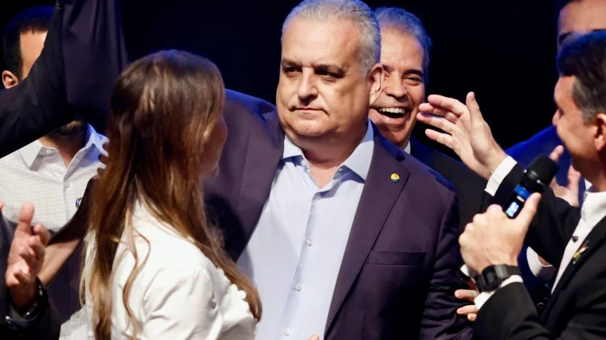 Con Gaspar, Flávio señala foco en Lulinha en la campaña