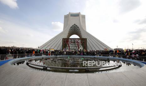 Une nouvelle analyse explore les raisons pour lesquelles les observateurs occidentaux ne parviennent souvent pas à saisir l'attrait durable de la structure politique révolutionnaire iranienne