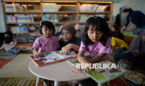 School holidays at the Jakarta Library, when reading becomes an exciting adventure