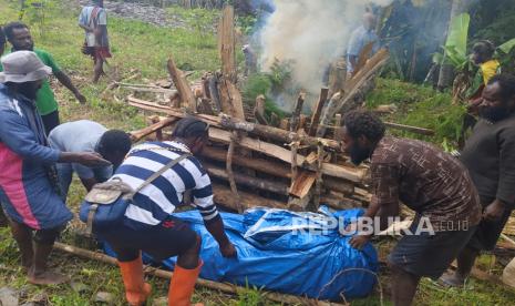 TNI posture in Papua swells, triggers rise in civilian deaths?