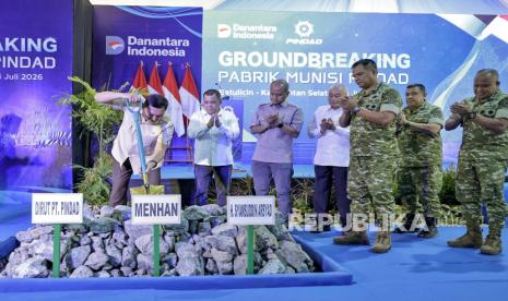 Defense Minister led the groundbreaking ceremony for PT Pindad's new ammunition factory in South Kalimantan