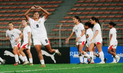 El presidente de la PSSI, Erick Thohir, elogió el bicampeonato como prueba del crecimiento del fútbol femenino indonesio
