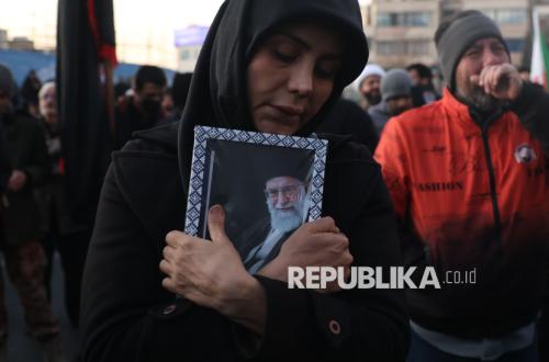 Delegations from Qatar, Saudi Arabia to Iraqi President Attend Ayatollah Khamenei's Funeral