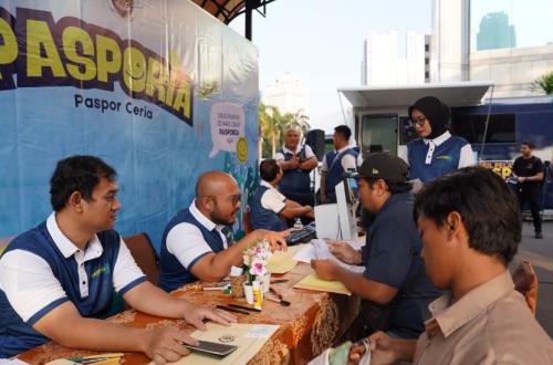 Passport Renewal During Car-Free Day, Immigration Service Popular with Jakarta Residents