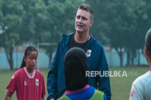 The camp begins July 24 at Supersoccer Arena, preparing two squads for the tournament