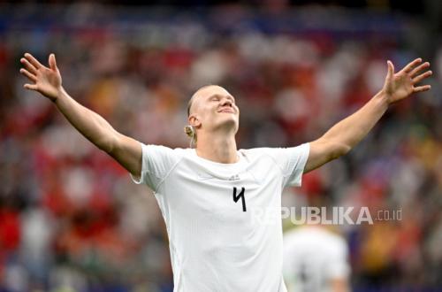 Getting to Know Erling Haaland's Parents Who Shaped the Football Star