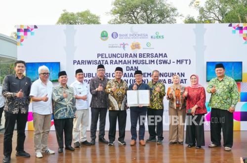 The province launched the Smiling West Java-Muslim Friendly Tourism Award 2026 to standardize Muslim-friendly tourism