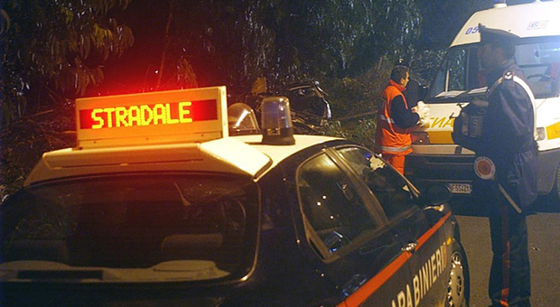 Encuentro entre dos coches en Barese, uno muerto y seis heridos: hay menores
