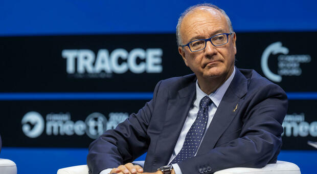 Valditara: "L'étude de l'italien est obligatoire pour les parents d'étudiants étrangers"