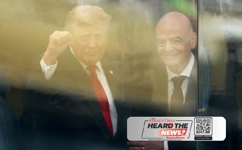 Trump soutient Infantino sous le feu