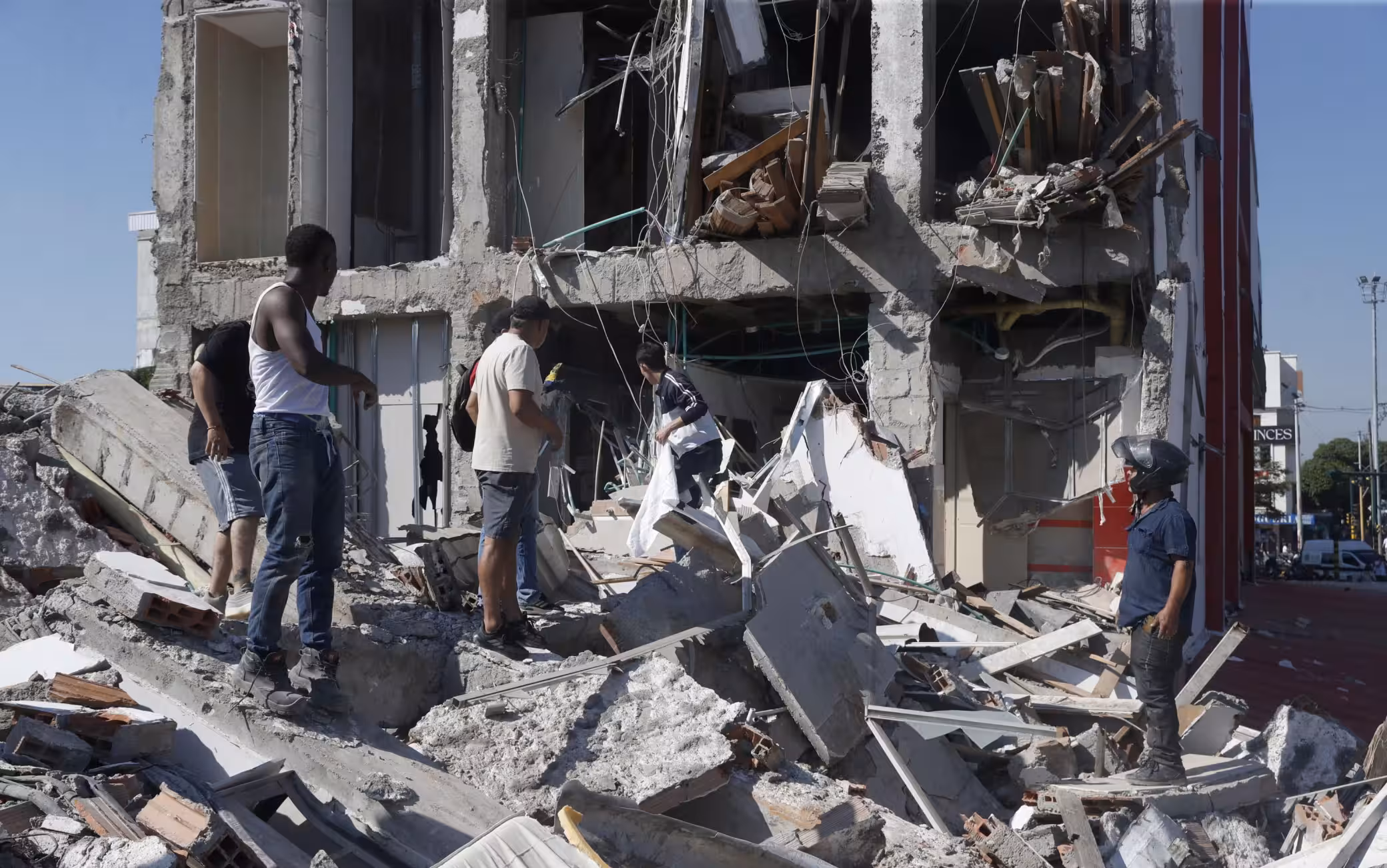 Tremblement de terre en Colombie, au moins 82 victimes
