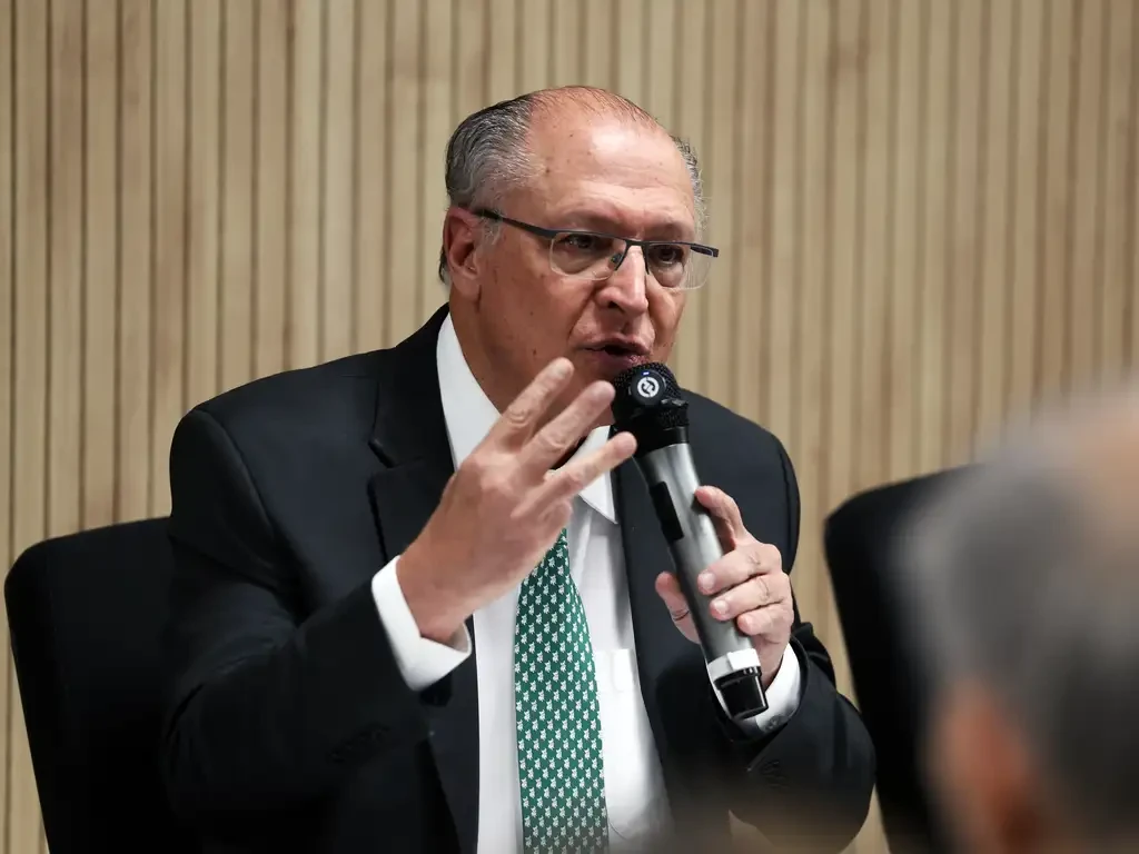 Alckmin's reaction to Milei's attacks on Lula and Moraes