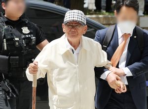 Religious sect leader indicted over forced PPP memberships