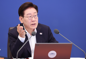 Lee urges all-out efforts to boost potential growth rate to 3%