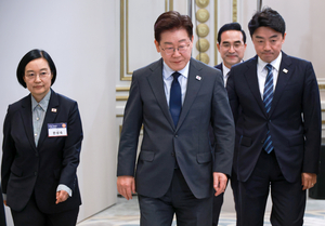 Lee sends condolence message over death of former Qatari ruler