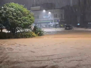 More than 800 mm of rain pummels Geoje, southeastern region; 1 killed in landslide