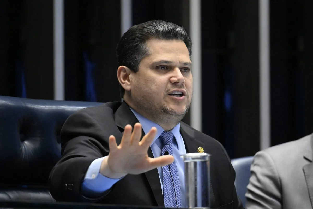 Senate approves MP of Freight after truckers pressure; Lula must veto amnesty to fines