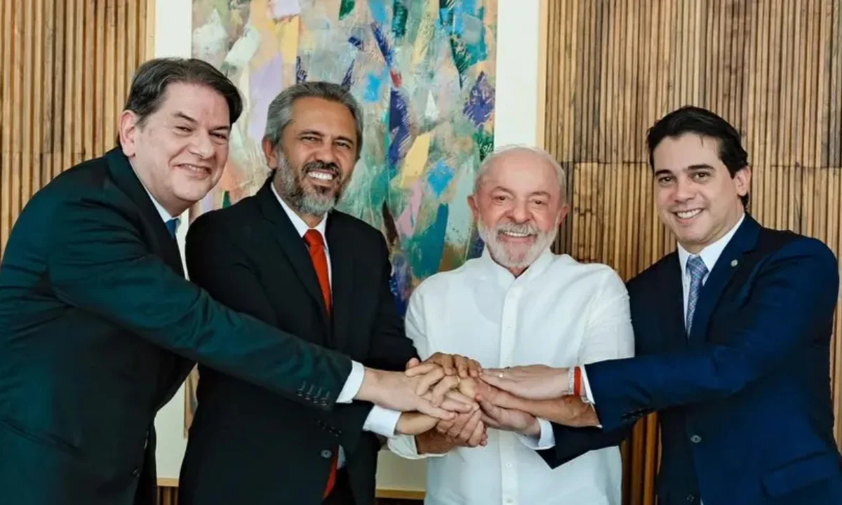 Cid Gomes meets Lula's request and will run for Senate by Ceará